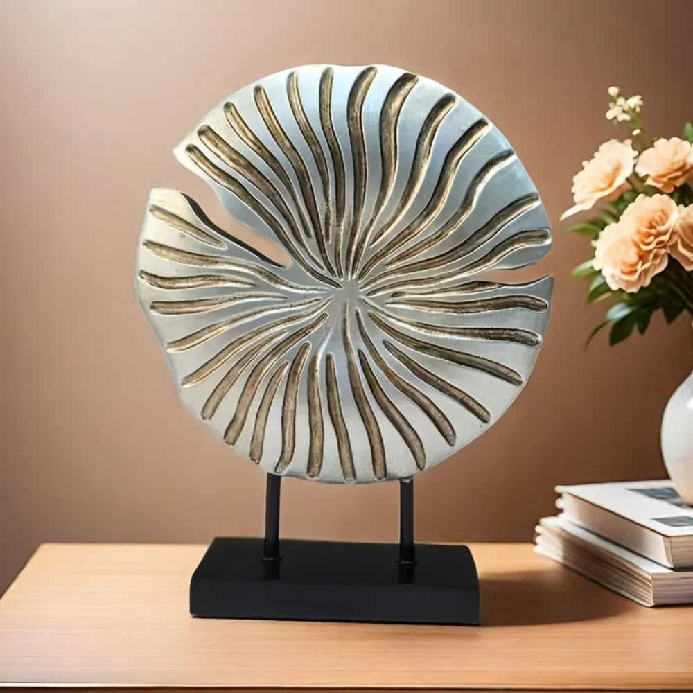 [Suitable Shell Craft for Home] Abstract Conch Screen A Nordic-style Shell Craft Ornament, A Modern Luxury Home Decoration Made Of Resin, Suitable For Living Room, Wine Cabinet, TV Cabinet, And Desk - House Of Avana