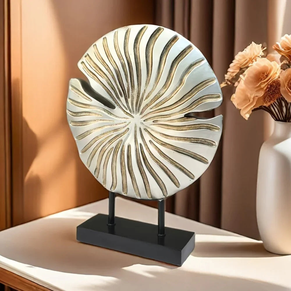 [Suitable Shell Craft for Home] Abstract Conch Screen A Nordic-style Shell Craft Ornament, A Modern Luxury Home Decoration Made Of Resin, Suitable For Living Room, Wine Cabinet, TV Cabinet, And Desk - House Of Avana