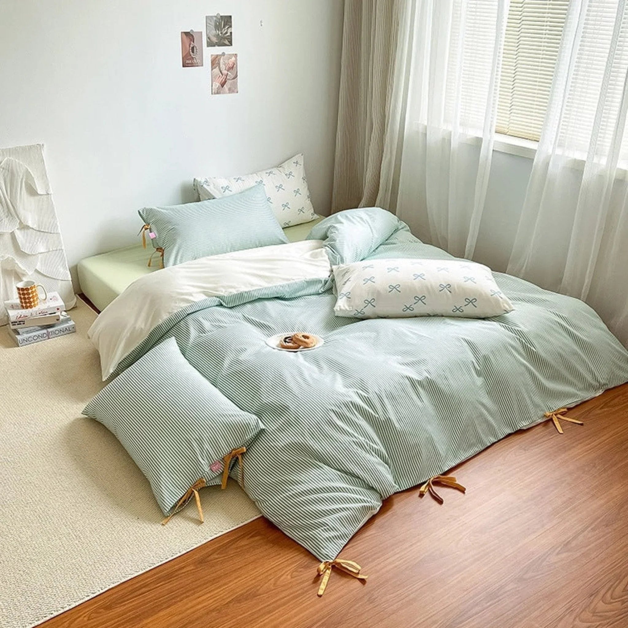 Sweet Bow Striped Bedding Set / Pink Ever Lasting