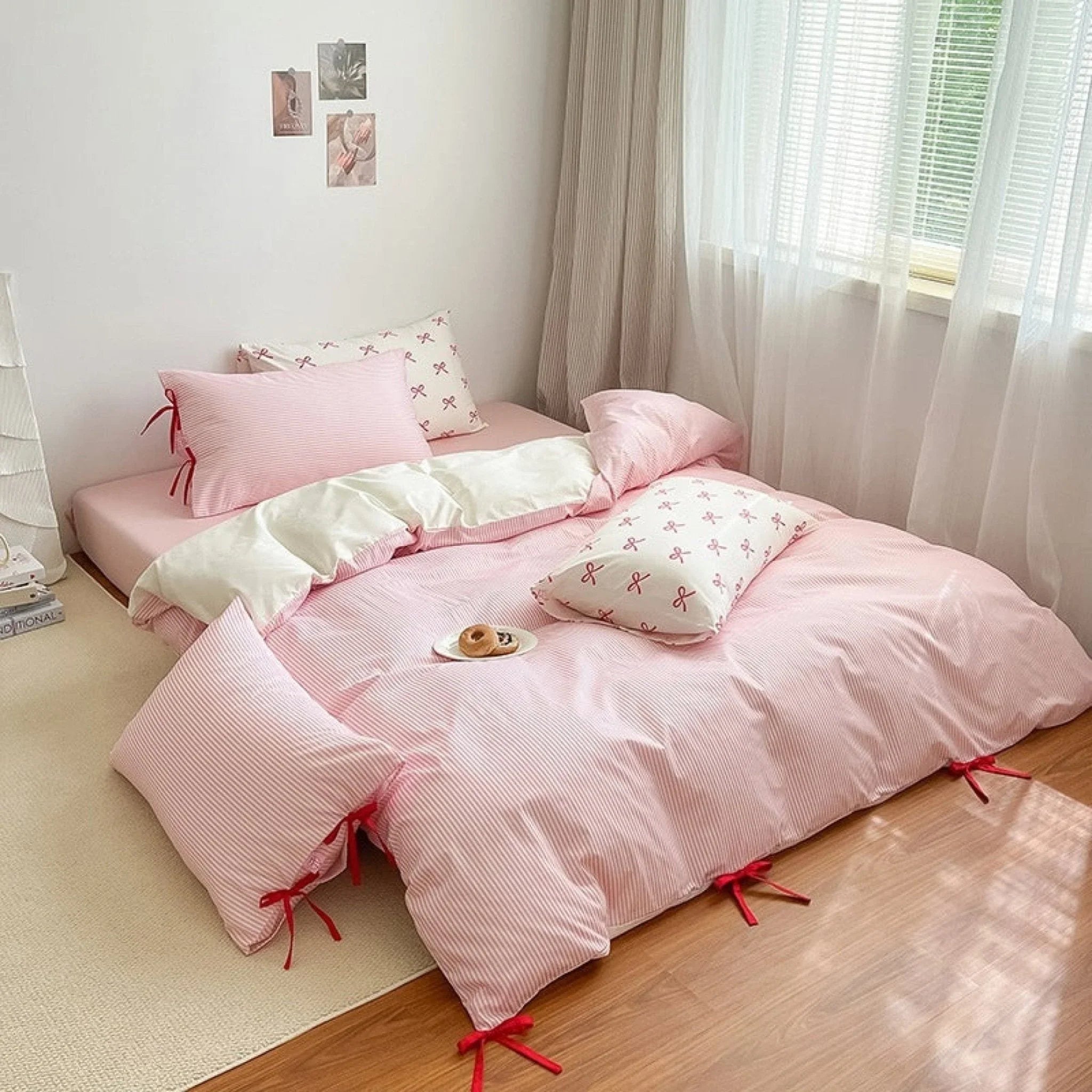 Sweet Bow Striped Bedding Set / Pink Ever Lasting