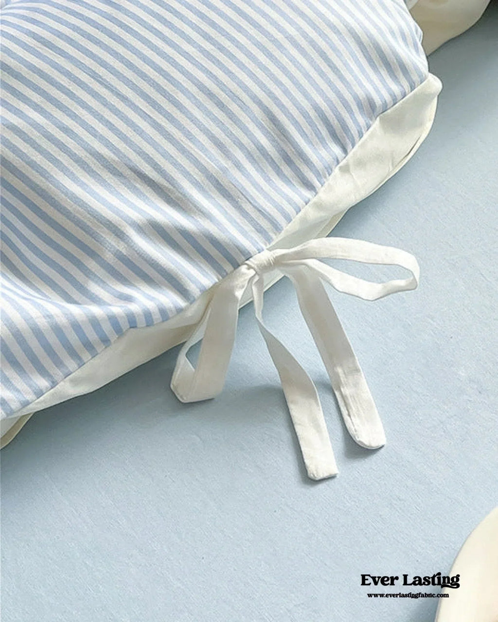 Sweet Bow Striped Bedding Set / Pink Ever Lasting