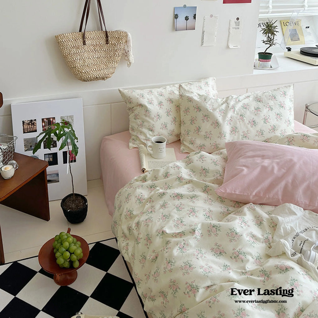 Sweet Floral Bedding Set / Blue Yellow Ever Lasting