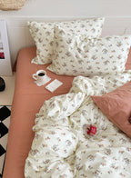 Sweet Floral Bedding Set / Cream Ever Lasting