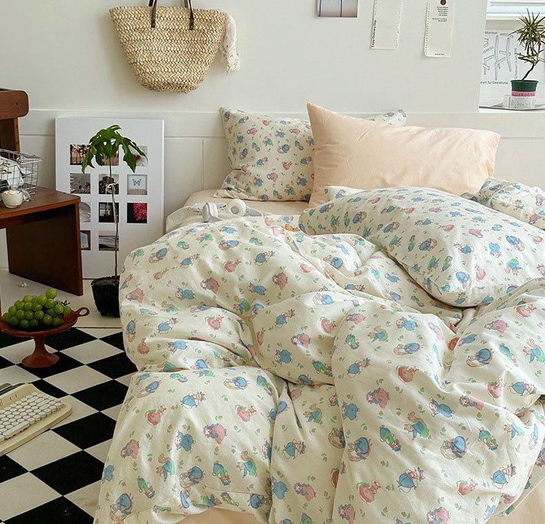 Sweet Floral Bedding Set / Cream Ever Lasting