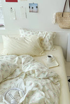 Sweet Floral Bedding Set / Cream Ever Lasting