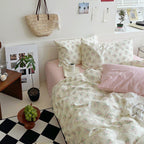 Sweet Floral Bedding Set / Pink Ever Lasting