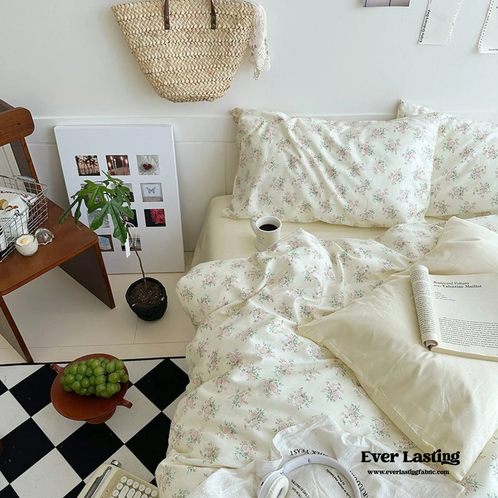 Sweet Floral Bedding Set / Purple Floral Ever Lasting