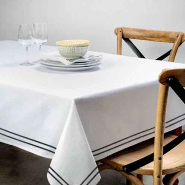 Double Embroidery Border Cotton Sateen Solid Table Cloth - House Of Avana