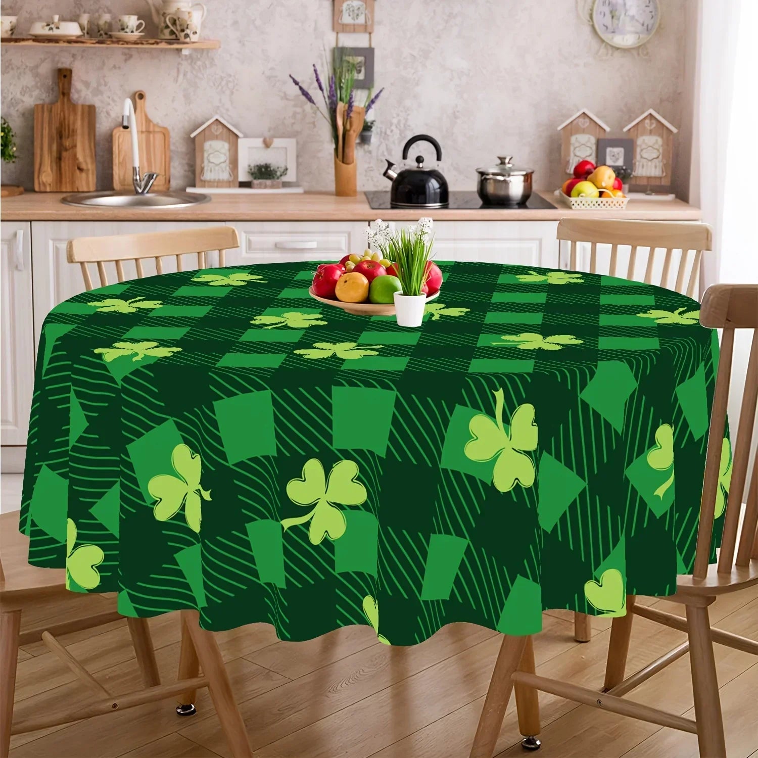 Tablecloth - Washable Polyester Clover