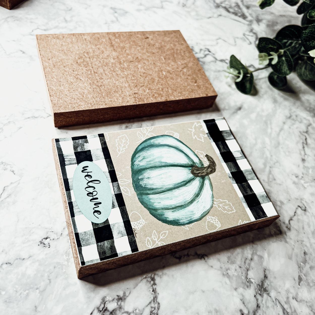 Teal Welcome Gia Roma