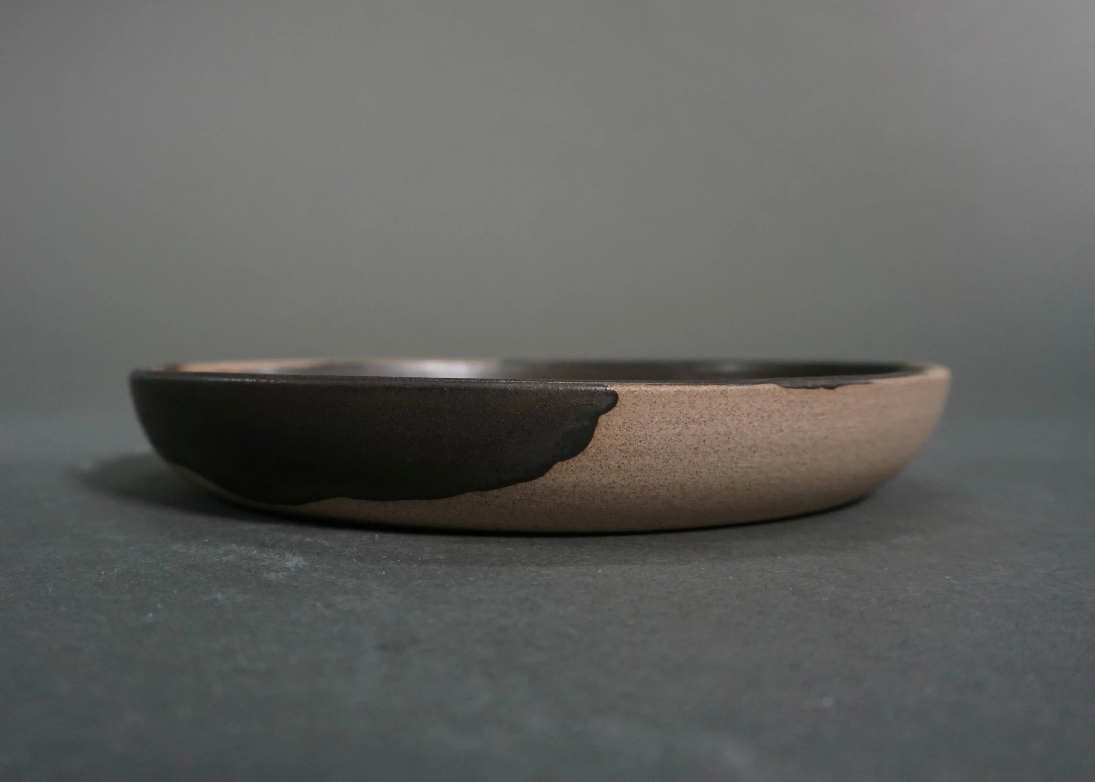 The Dinnerware Set - Gray/Black New York Handcrafted