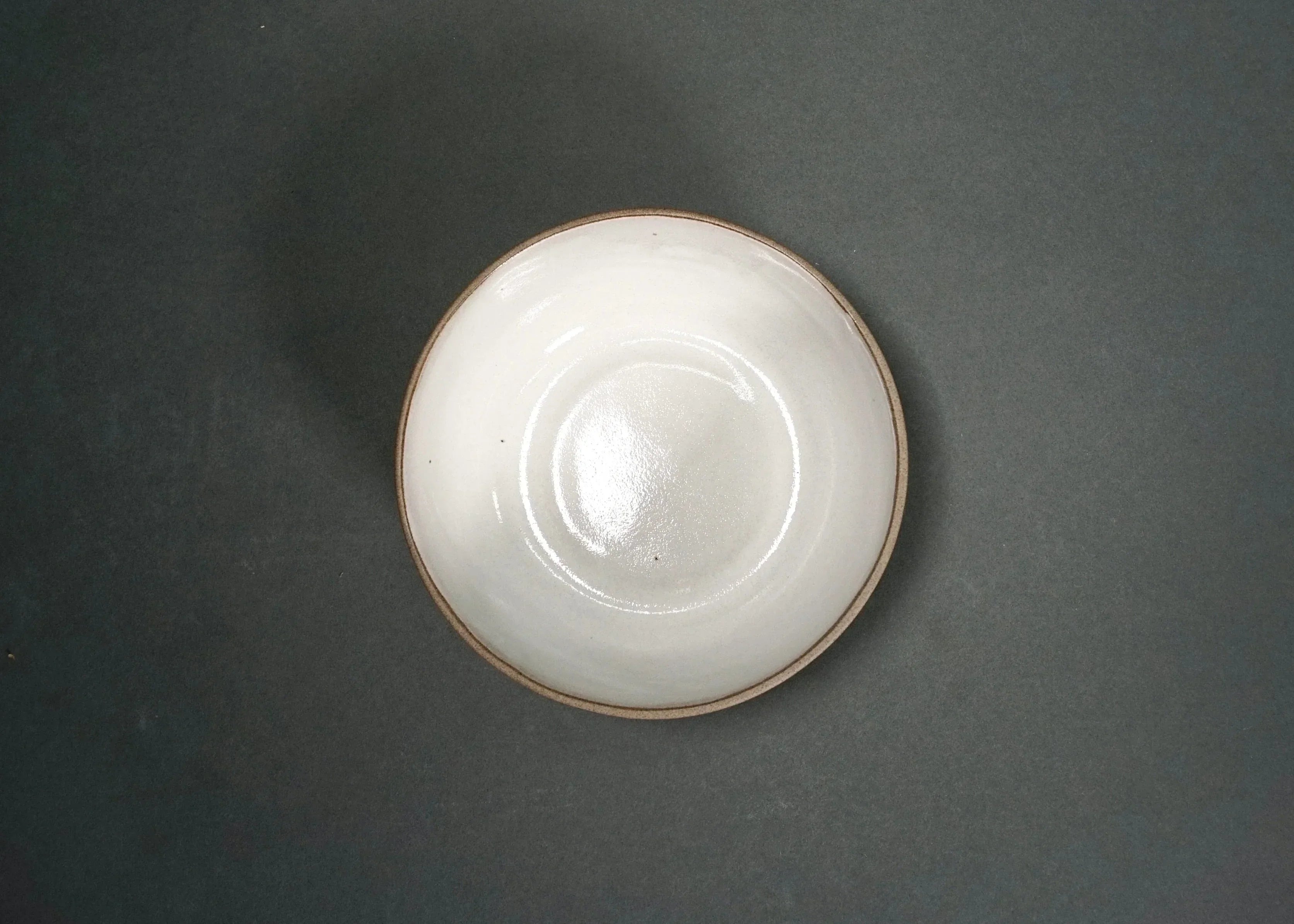 The Dinnerware Set - Gray/White New York Handcrafted