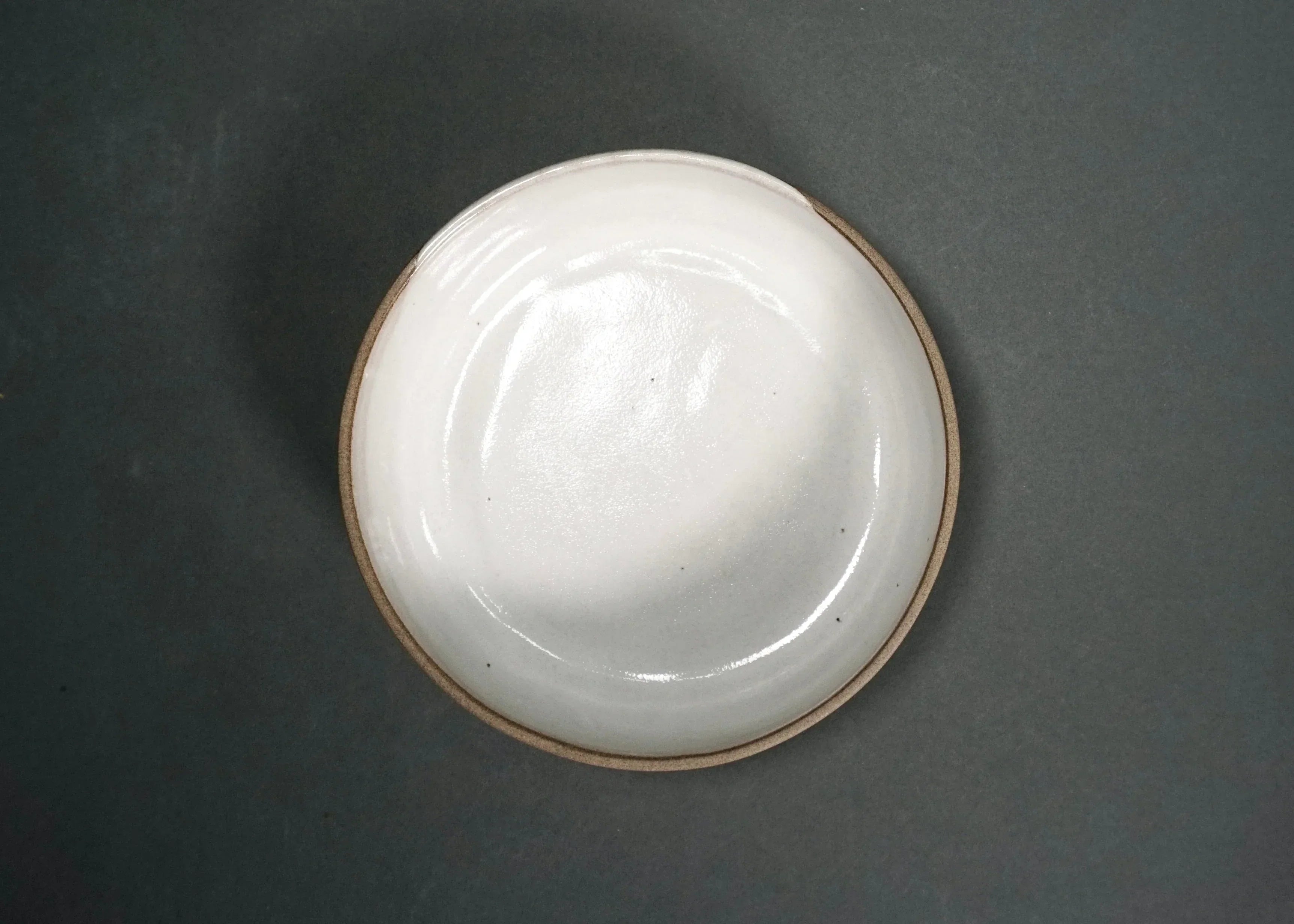 The Dinnerware Set - Gray/White New York Handcrafted
