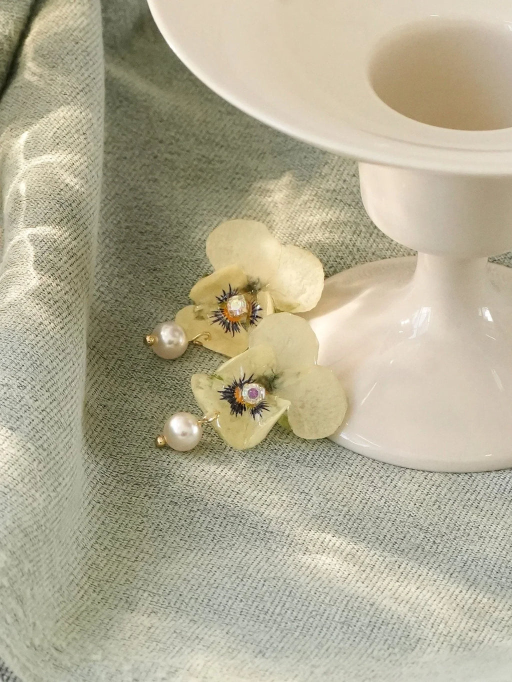 "Singing Garden" Real Viola Pansy Earrings