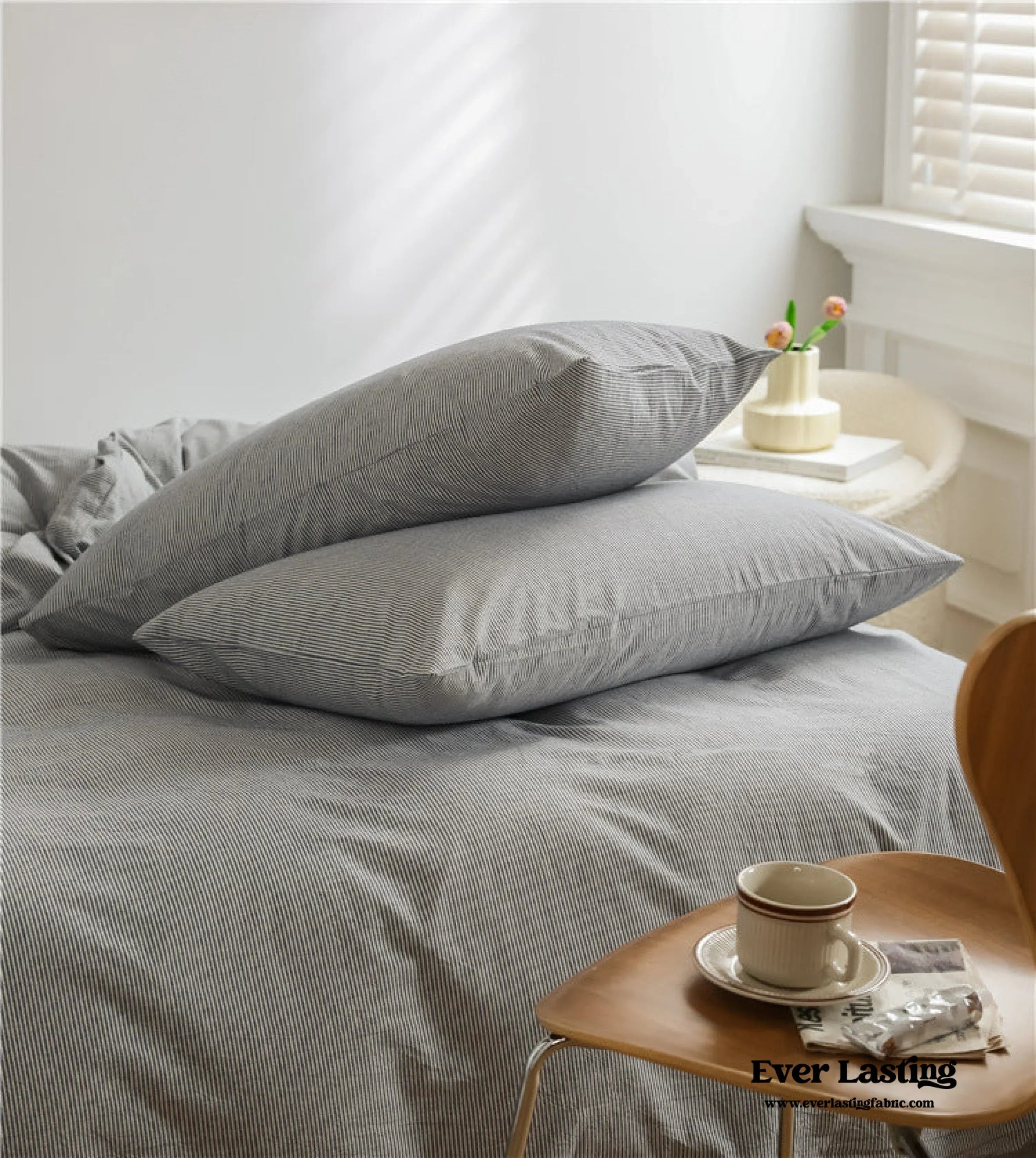 Thin Stripe Bedding Set / Blue Ever Lasting