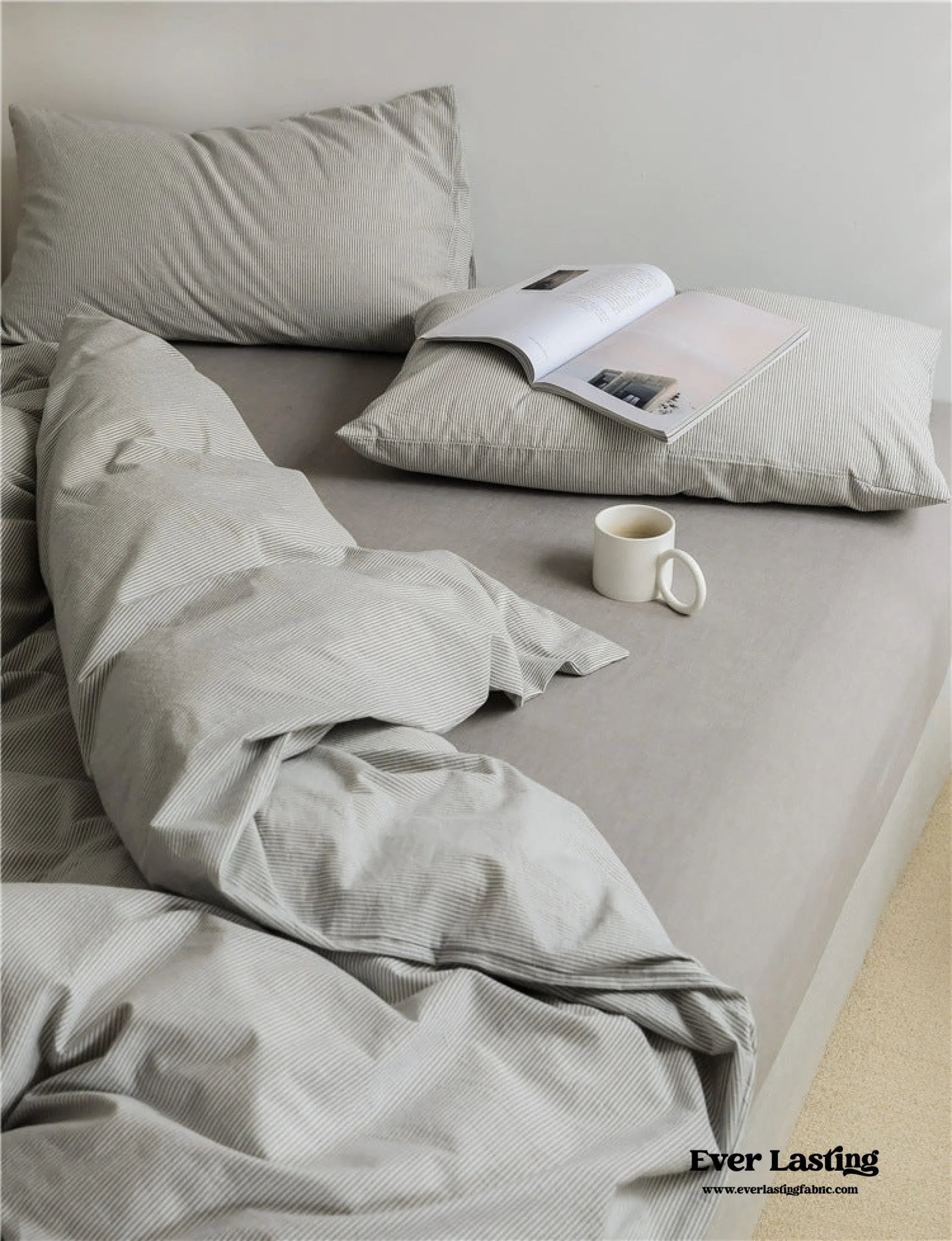 Thin Stripe Bedding Set / Blue Ever Lasting
