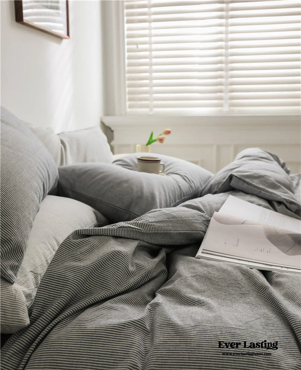 Thin Stripe Bedding Set / Blue Ever Lasting