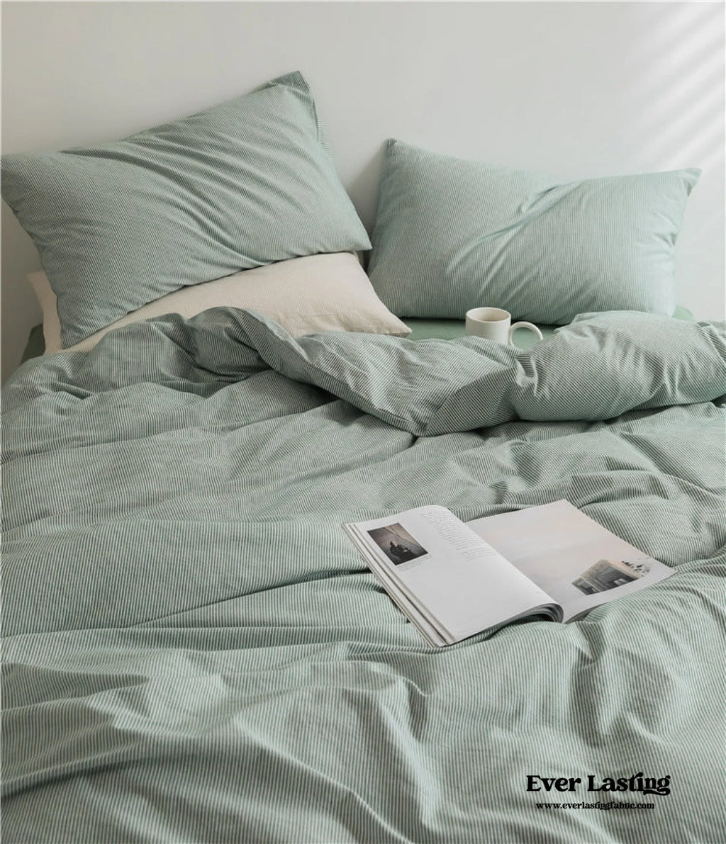Thin Stripe Bedding Set / Blue Ever Lasting