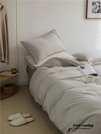 Thin Stripe Bedding Set / Blue Ever Lasting