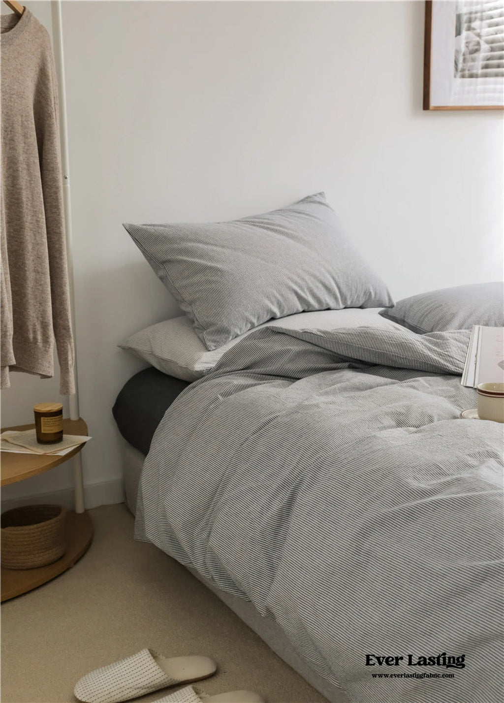 Thin Stripe Bedding Set / Blue Ever Lasting