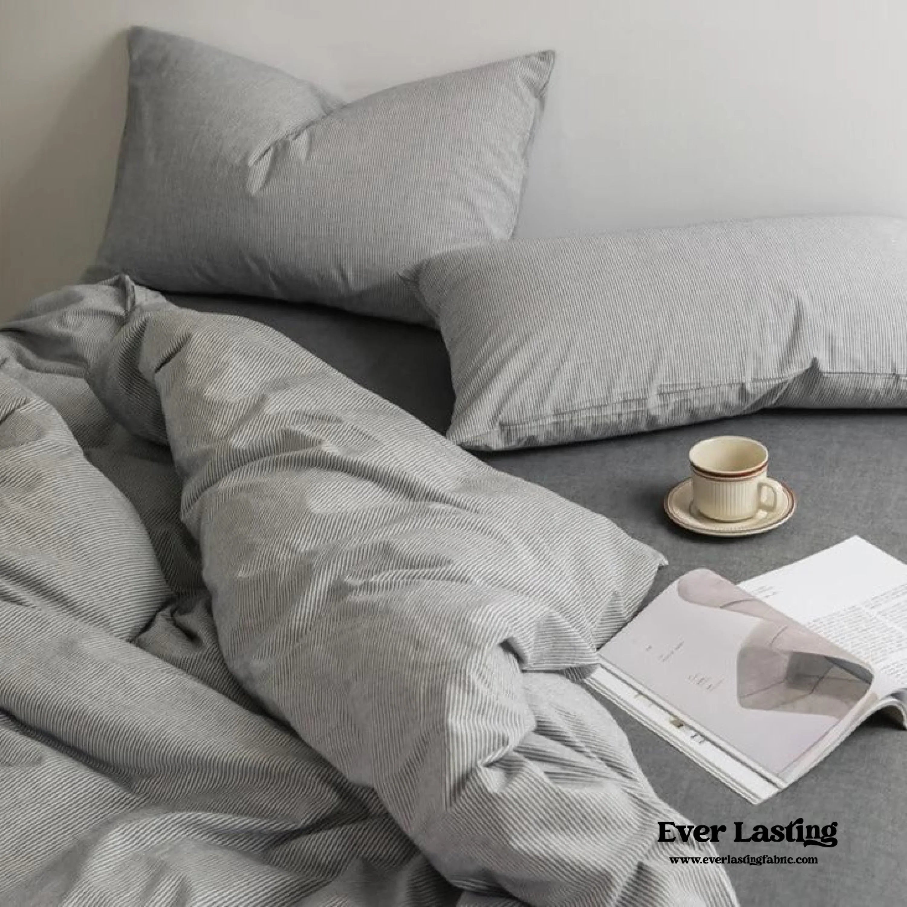 Thin Stripe Bedding Set / Blue Ever Lasting