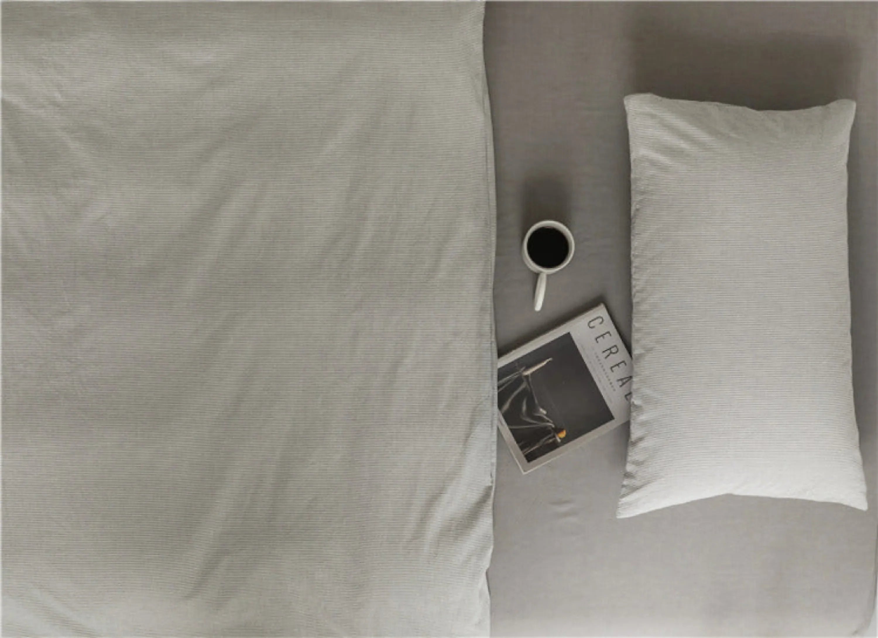 Thin Stripe Bedding Set / Blue Ever Lasting