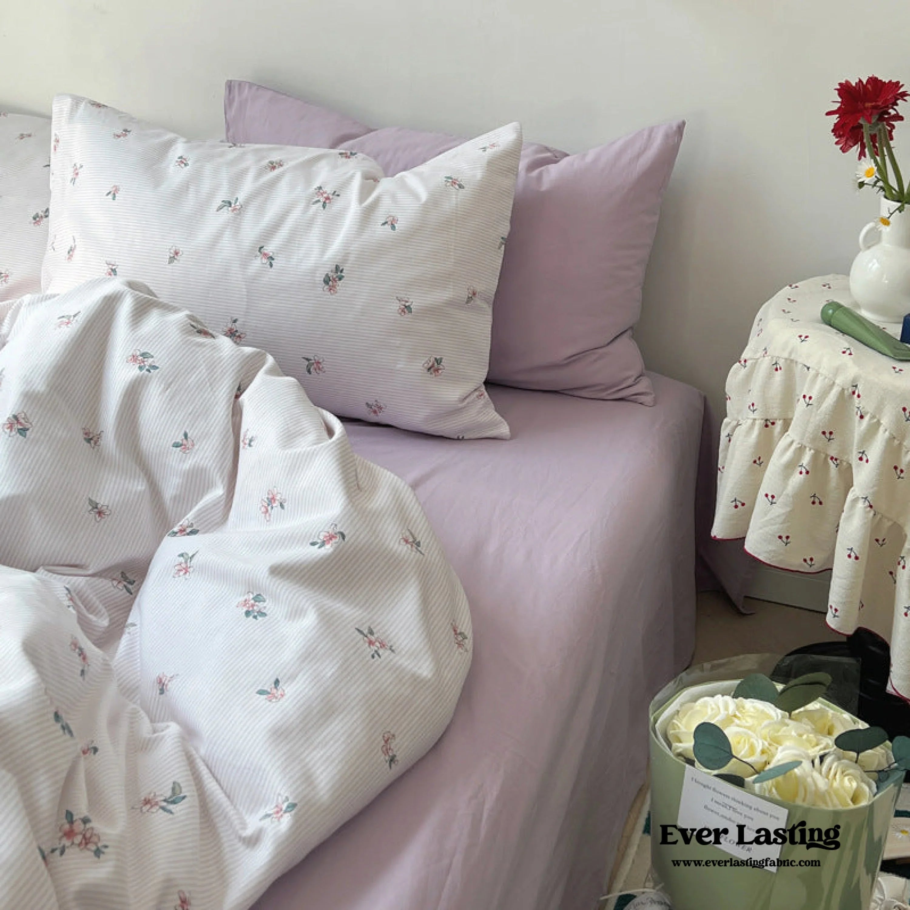 Thin Stripe Floral Bedding Set / Blue Ever Lasting