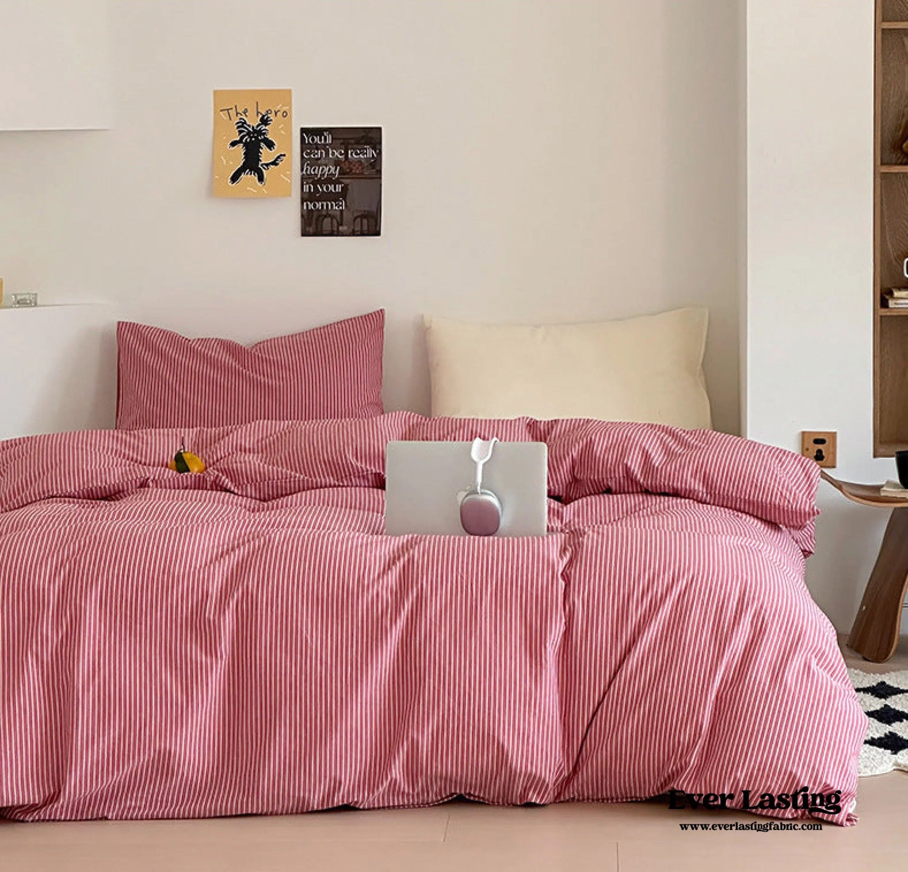 Thin Striped Bedding Set / Red Ever Lasting