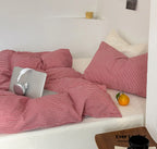 Thin Striped Bedding Set / Red Ever Lasting