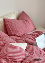 Thin Striped Bedding Set / Red Ever Lasting