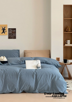 Thin Striped Bedding Set / Red Ever Lasting