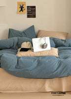 Thin Striped Bedding Set / Red Ever Lasting