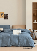 Thin Striped Bedding Set / Red Ever Lasting