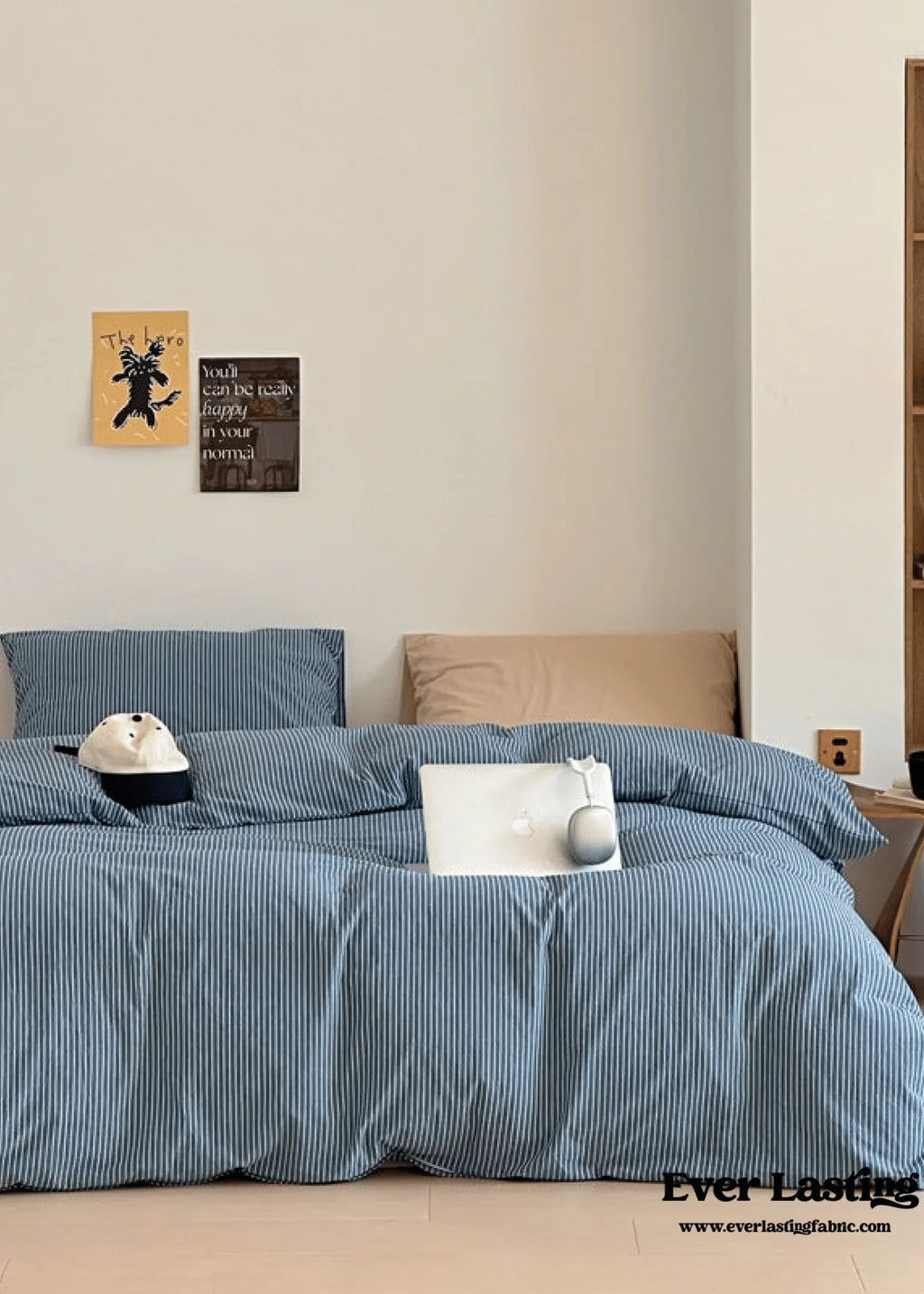 Thin Striped Bedding Set / Red