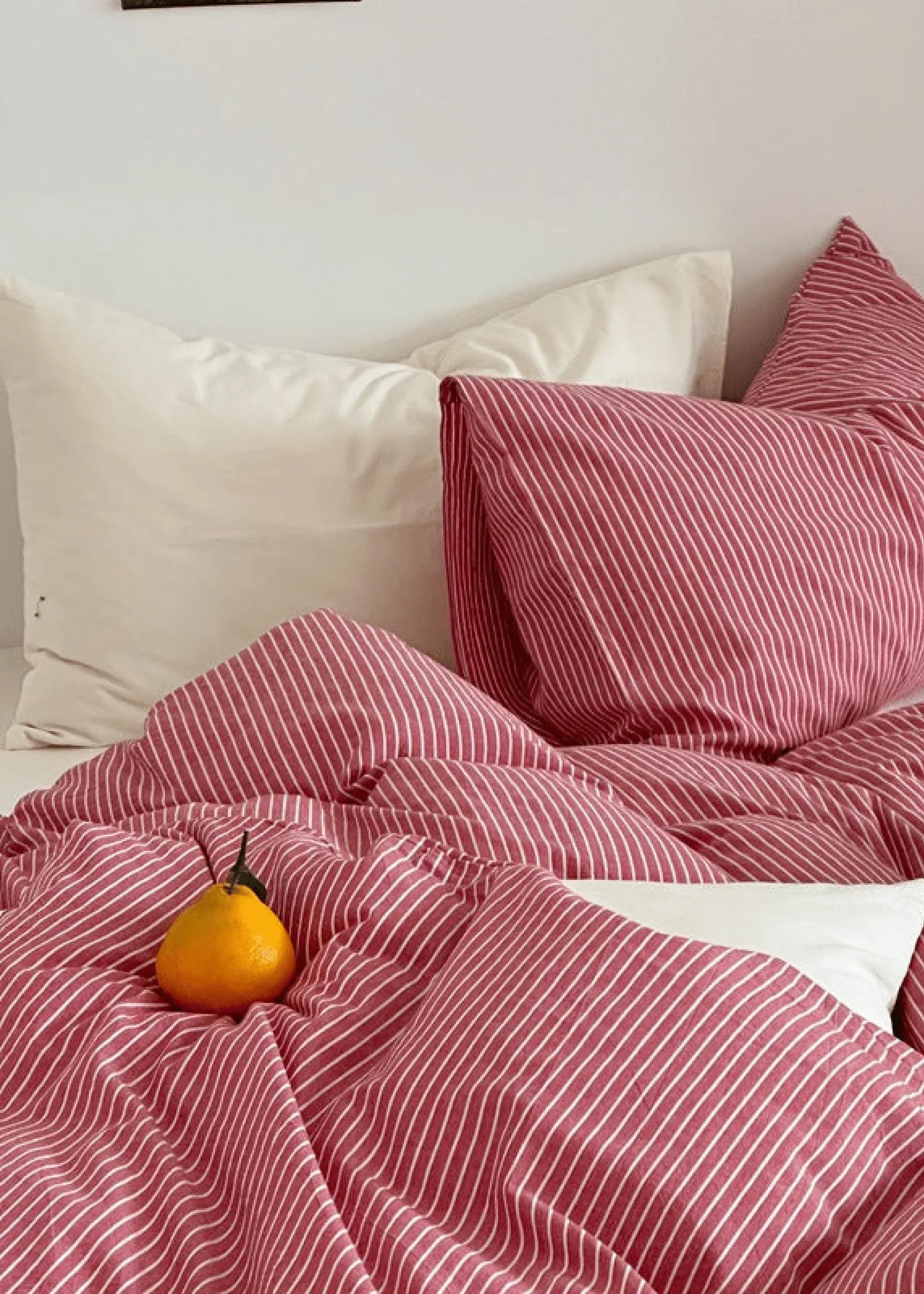 Thin Striped Bedding Set / Red