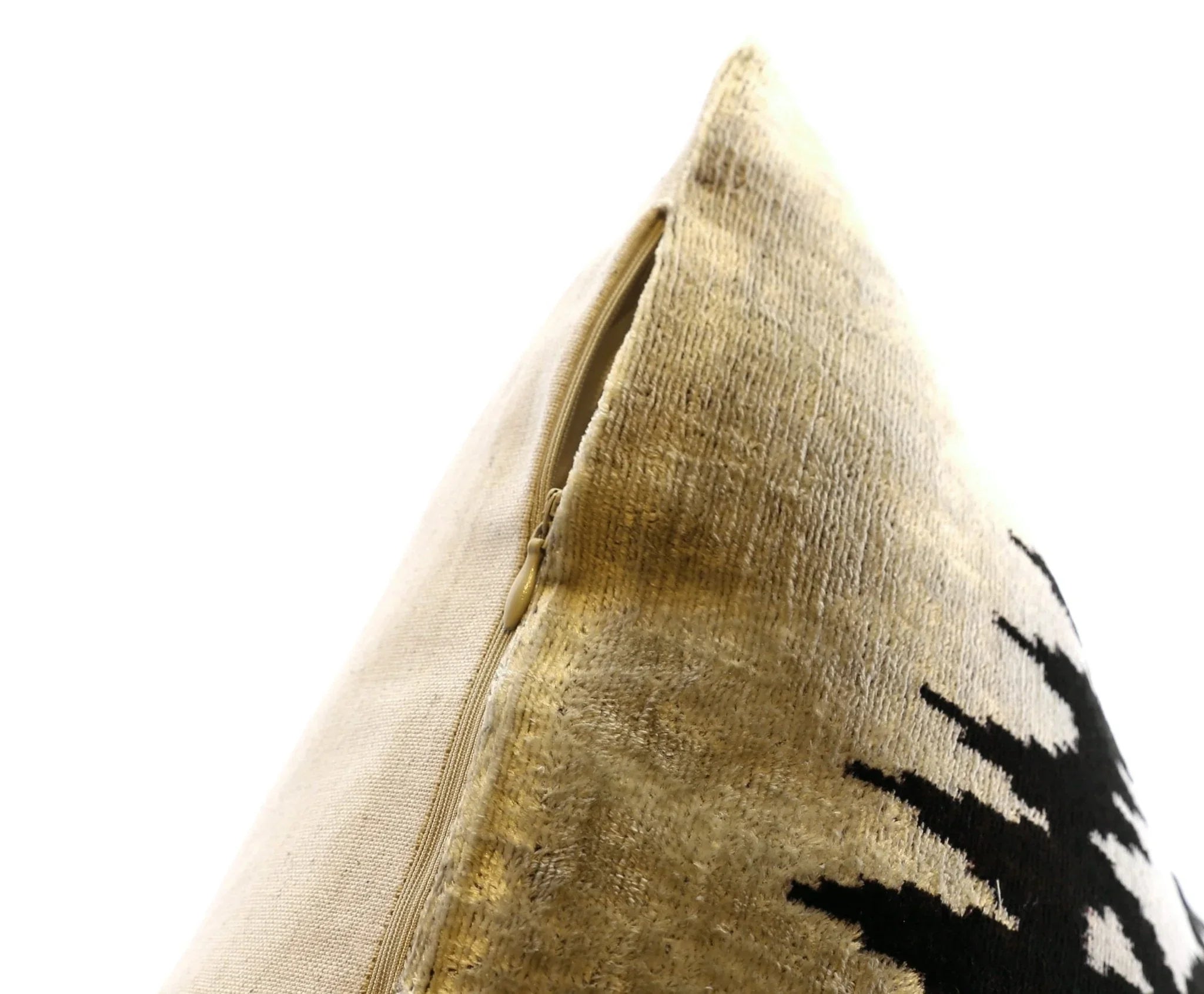 Canvello Handmade Velvet Throw Pillow with Bold Tiger Face Design - High-quality 20x20 Inch Decorative... - House Of Avana