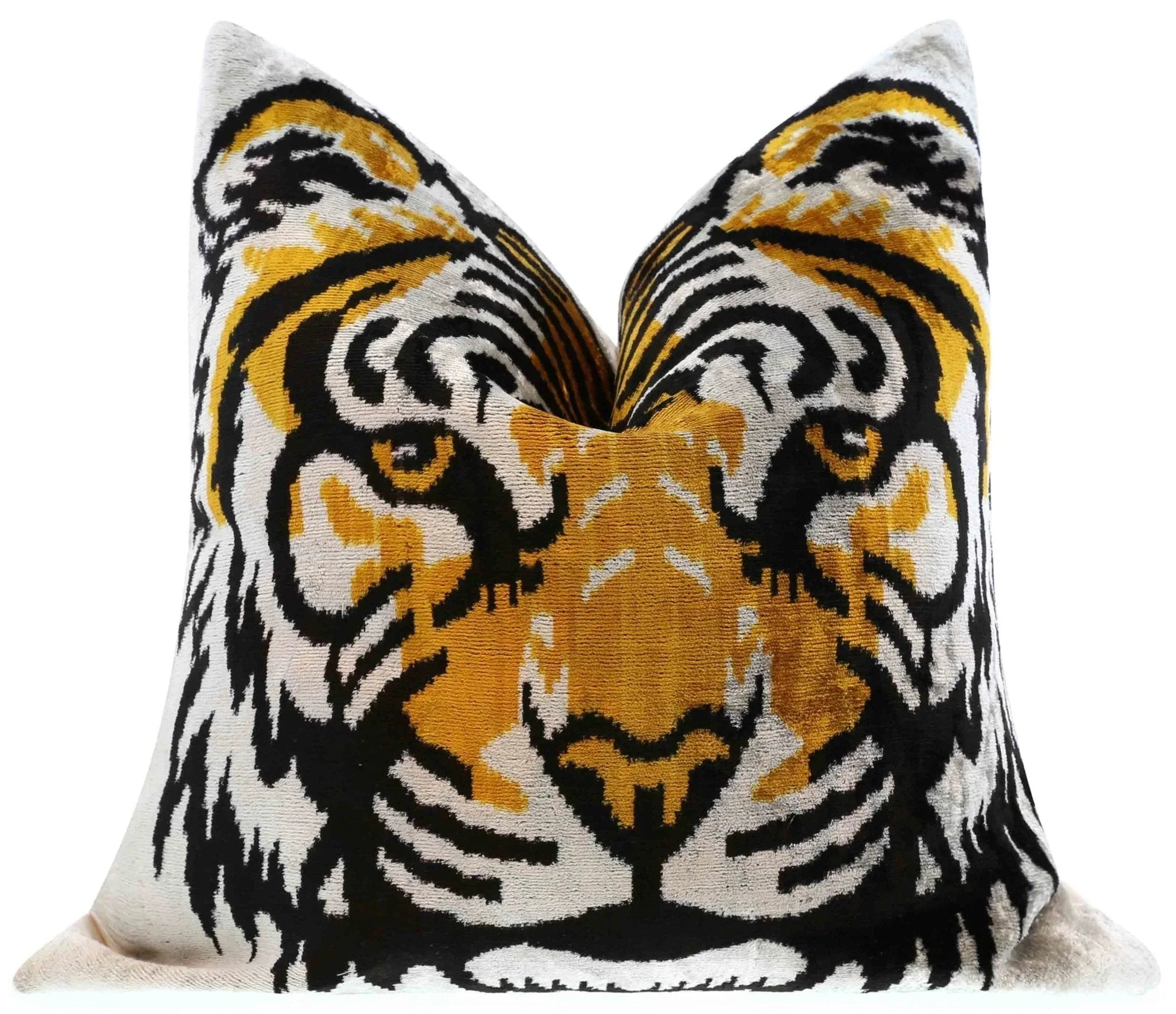Canvello Handmade Velvet Throw Pillow with Bold Tiger Face Design - High-quality 20x20 Inch Decorative... - House Of Avana