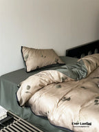 Twilight Zone Silky Tencel Bedding Set / White + Gray Ever Lasting