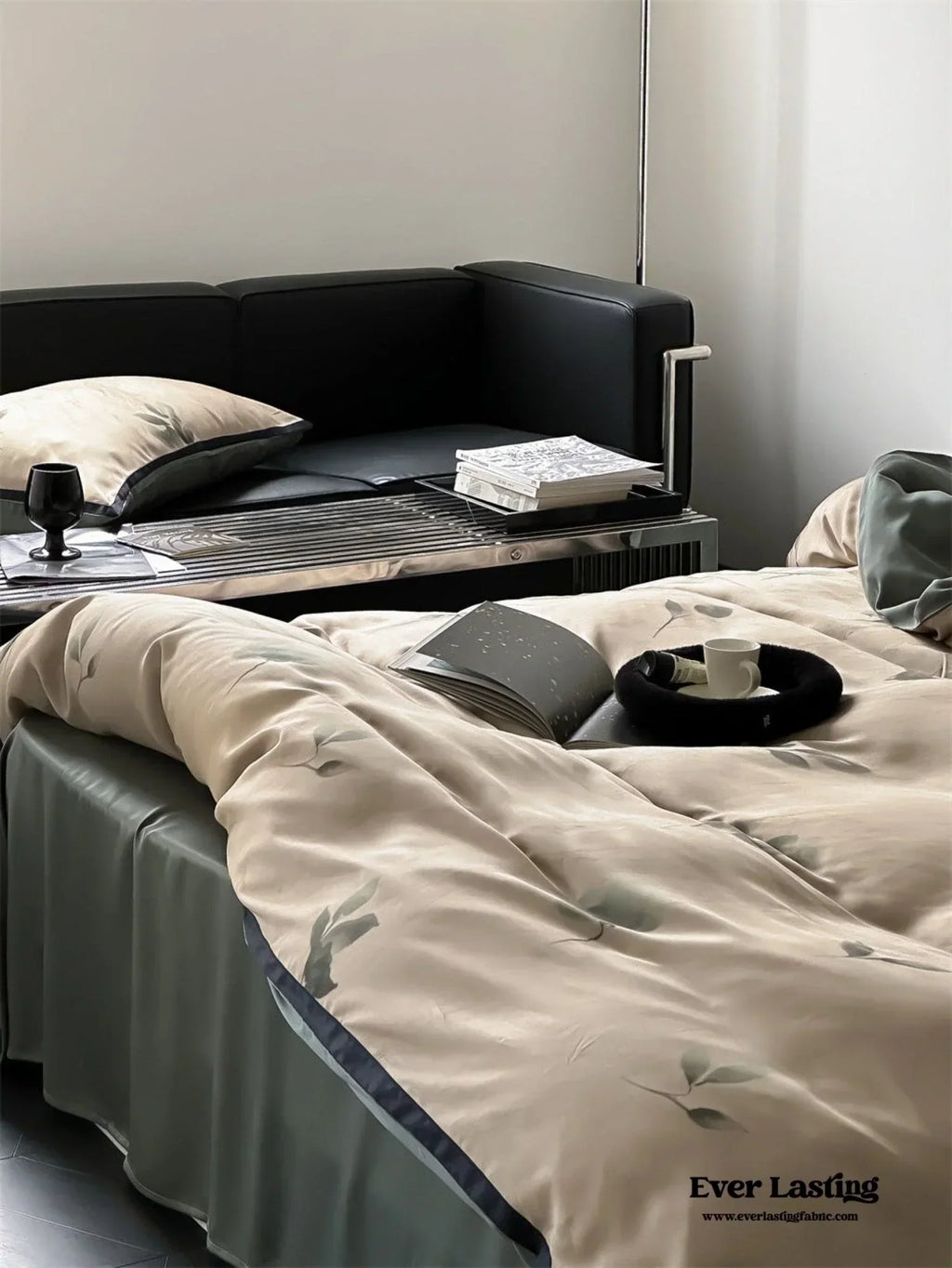 Twilight Zone Silky Tencel Bedding Set / White + Gray Ever Lasting
