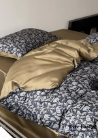 Twilight Zone Silky Tencel Bedding Set / White + Gray Ever Lasting