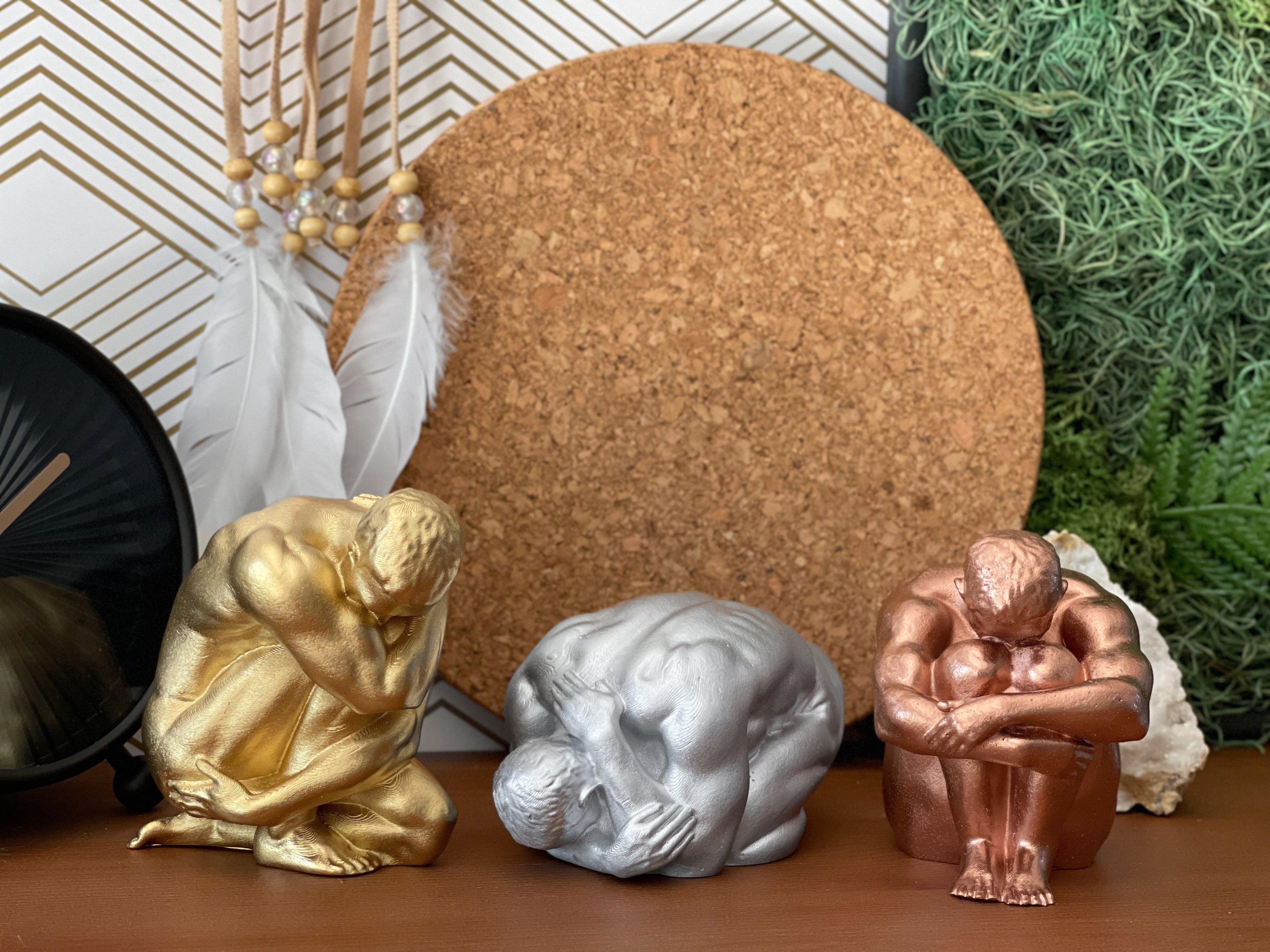 NUDE MALE BODY FIGURINE #1 AURA 8 HOME