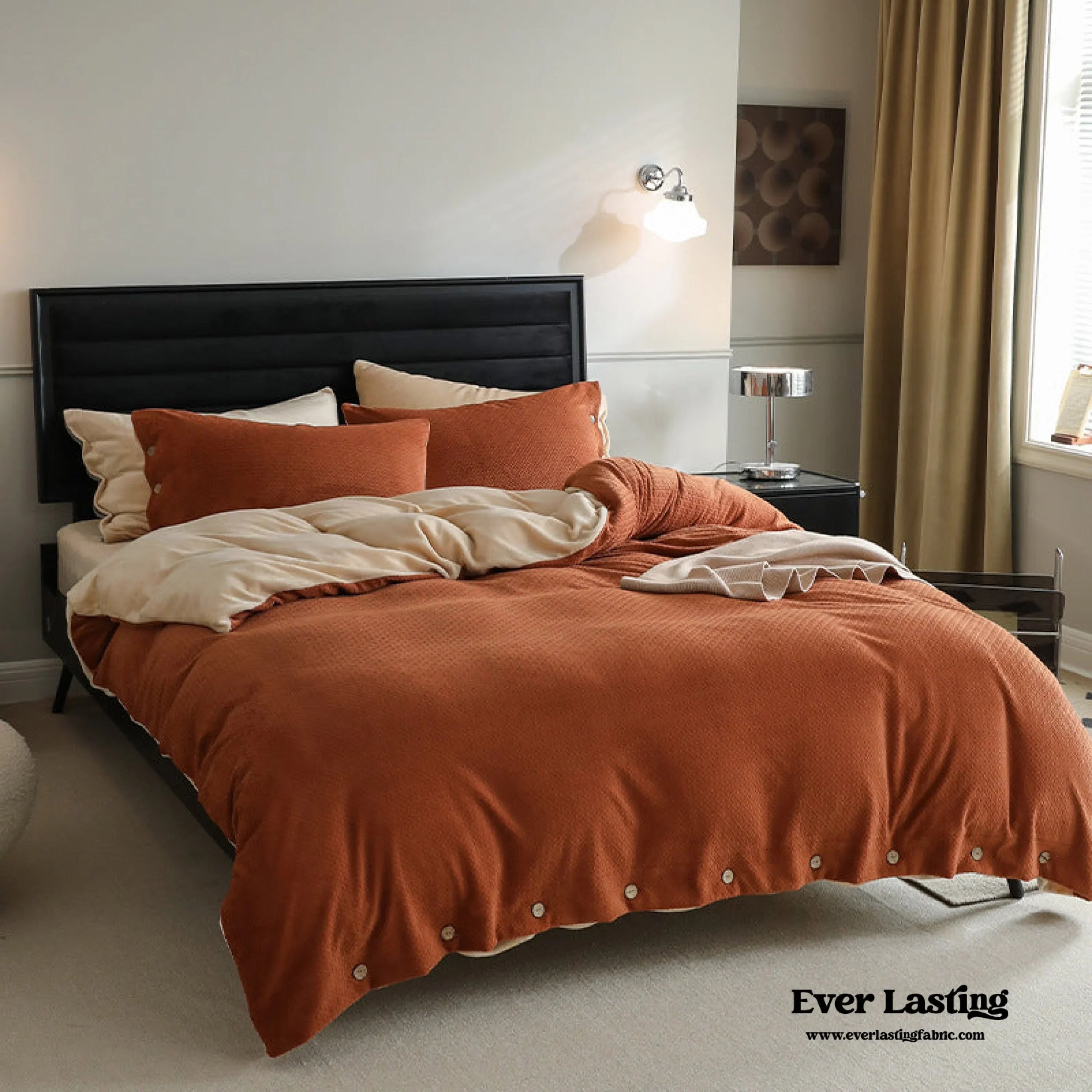 Velvet Buttoned Bedding Set / Orange Ever Lasting