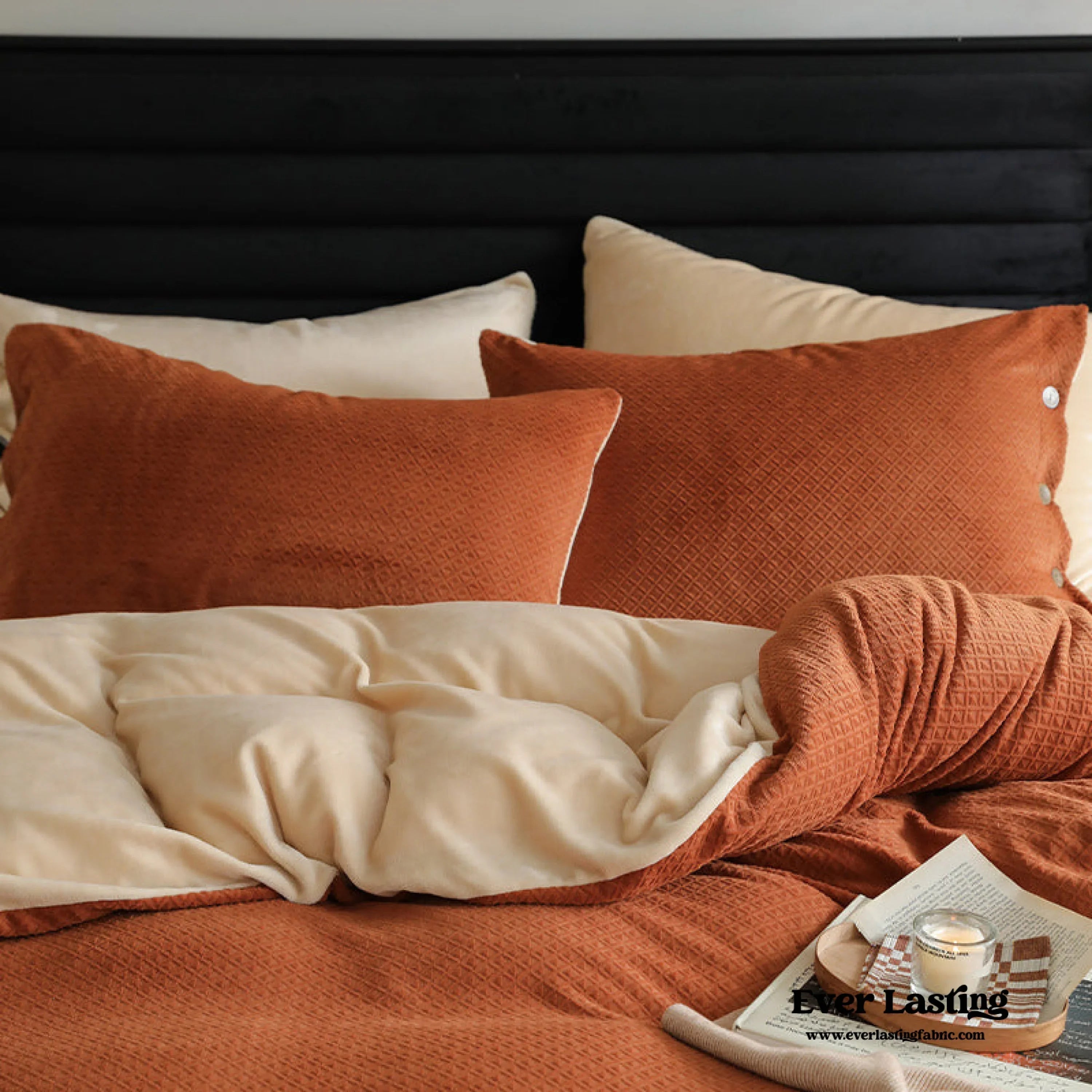 Velvet Buttoned Bedding Set / Orange Ever Lasting