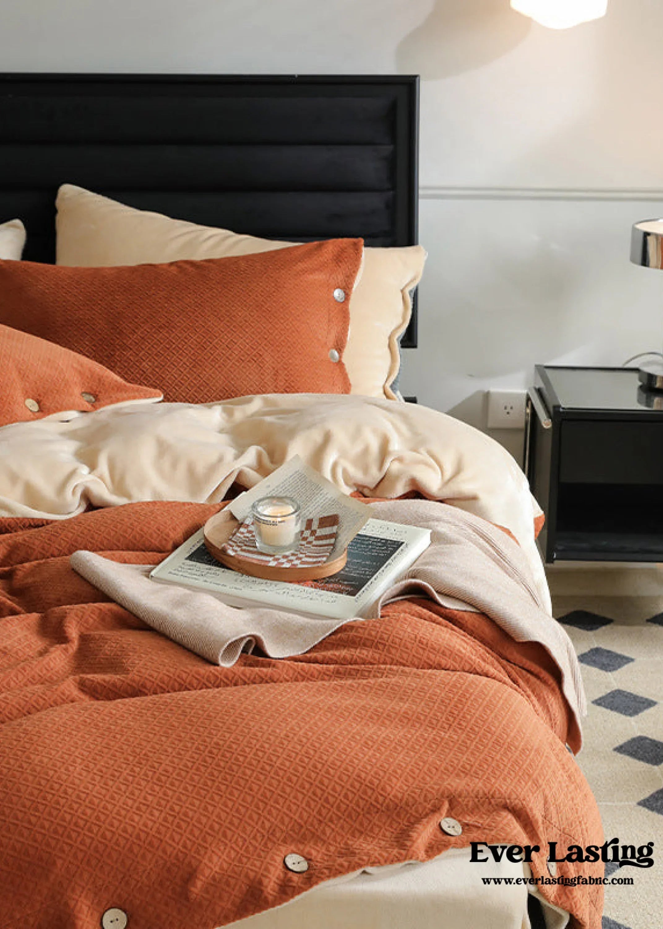 Velvet Buttoned Bedding Set / Orange Ever Lasting