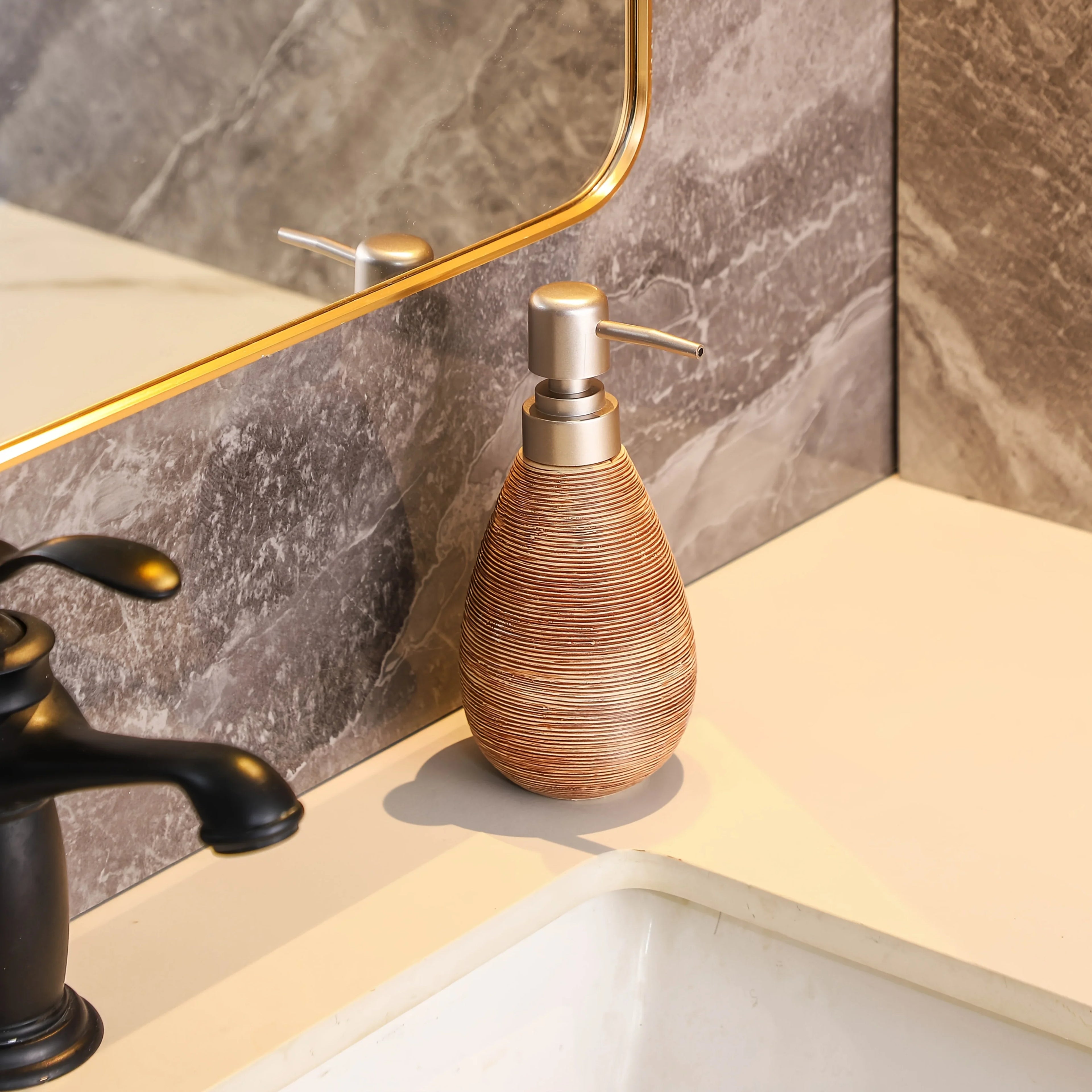 Vintage Bohemian Style Hand Soap Dispenser with Stainless Steel Pump, Suitable for Bathroom and Kitchen House Of Avana