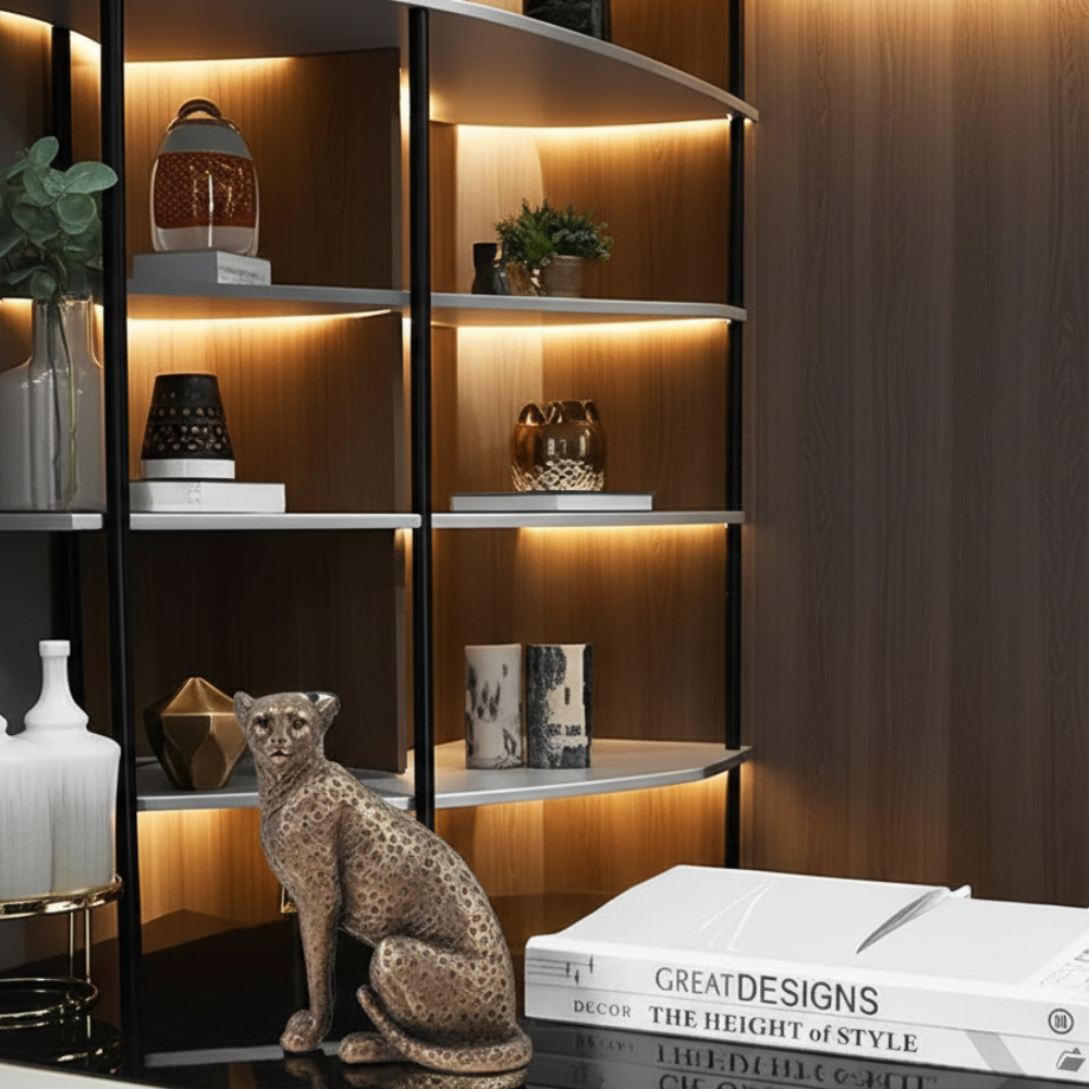 Cheetah Sculpture – Brown Resin [[SKU:HOA-SCU-538]]