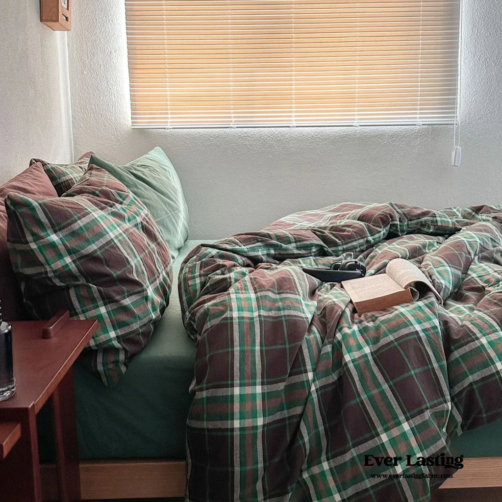 Vintage Plaid Bedding Set / Red & Green Ever Lasting