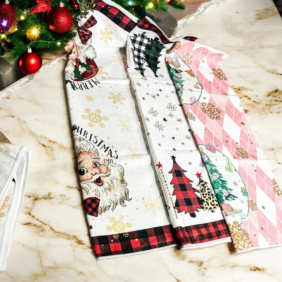 Vintage Santa Hand Towel Gia Roma