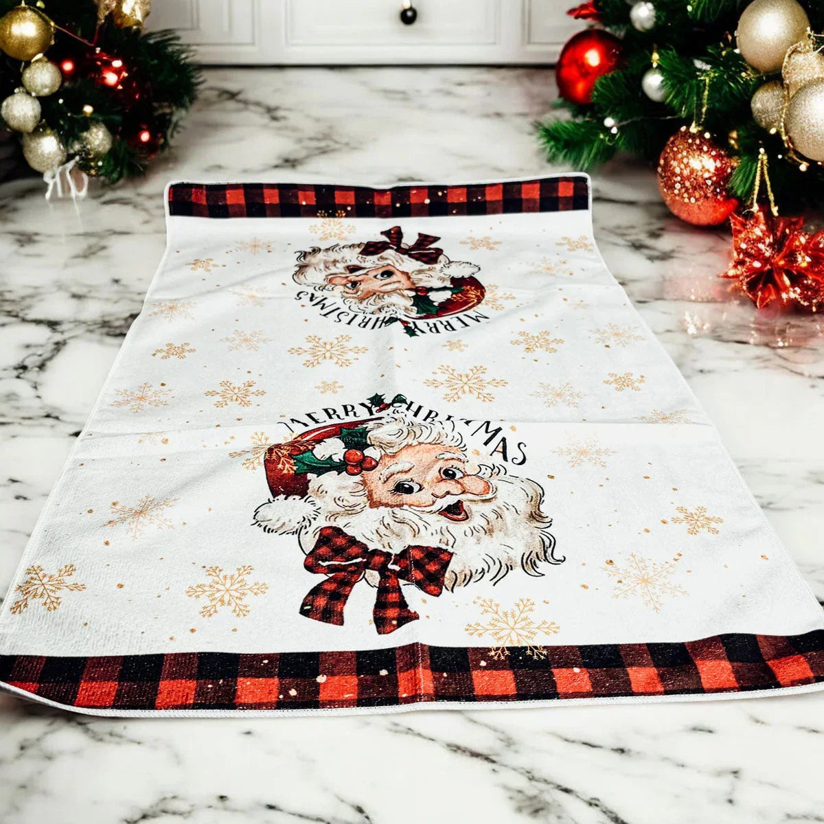 Vintage Santa Hand Towel Gia Roma