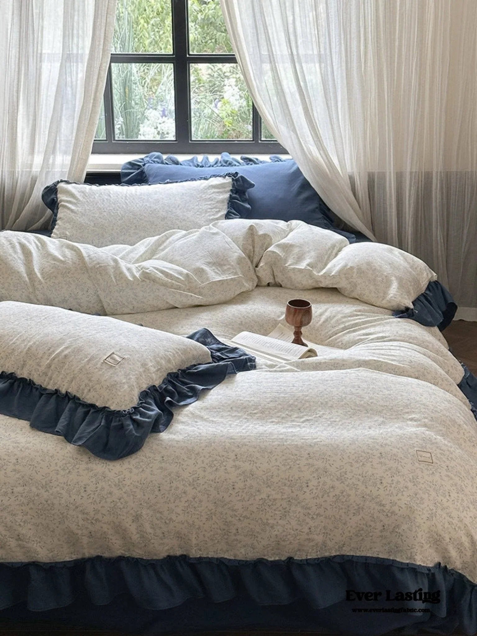 Vivienne Floral Double Gauze Bedding Set / Blue Ocean Ever Lasting